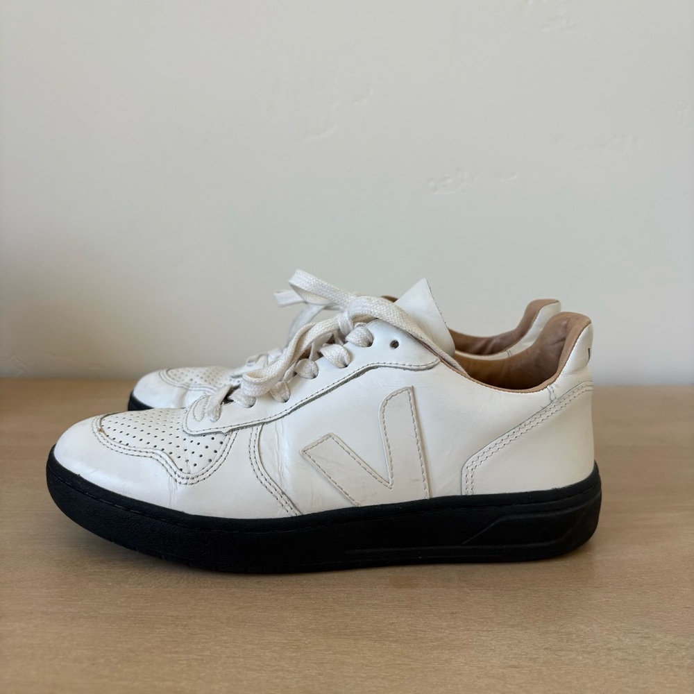Veja White and Black Women's Sneakers